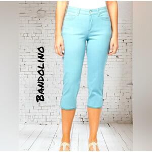 Bandolino Women's Capri Jeans Size 12 Teal High Rise 5 Pocket Cropped Stretch